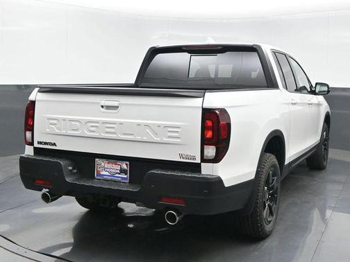 Platinum White Pearl 2026 Honda Ridgeline Black