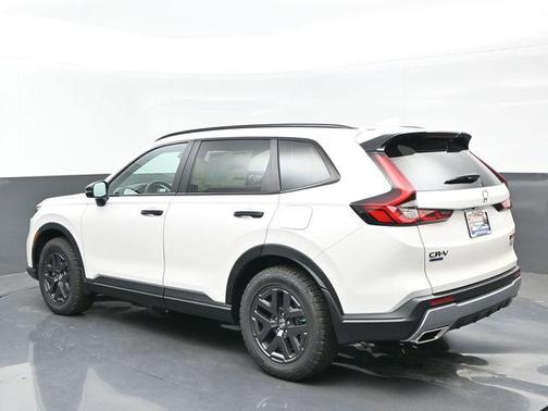 Platinum White Pearl 2026 Honda CR-V Hybrid TrailSport AWD