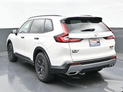 Platinum White Pearl 2026 Honda CR-V Hybrid TrailSport AWD