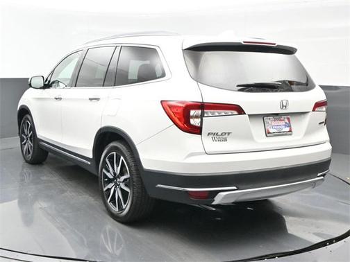 2020 Honda Pilot Touring 8-Passenger