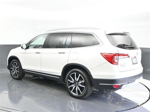 2020 Honda Pilot Touring 8-Passenger