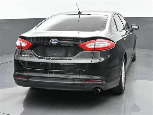 2016 Ford Fusion S