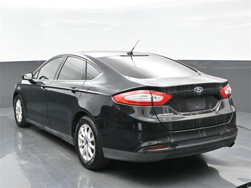 2016 Ford Fusion S