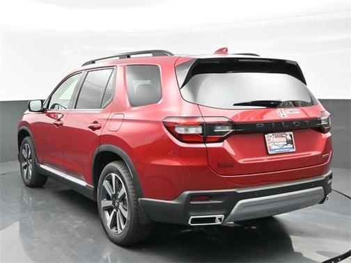 2025 Honda Pilot Touring 8-Passenger