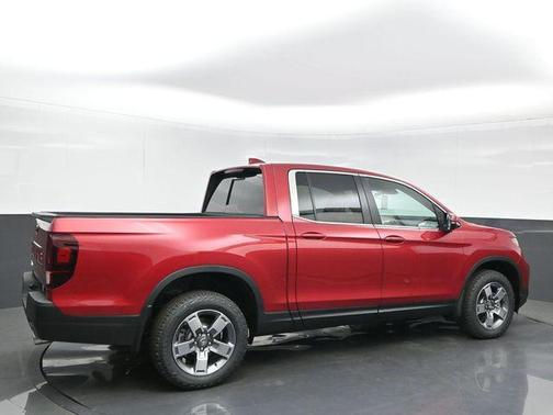 Radiant Red Metallic II 2026 Honda Ridgeline RTL