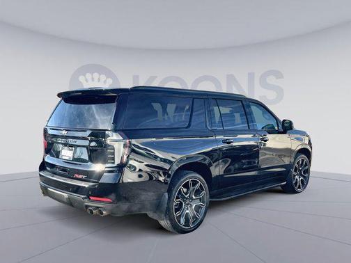 2025 Chevrolet Suburban RST