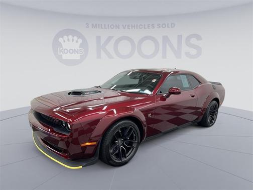 Photo 1 of 32 of 2021 Dodge Challenger R/T Scat Pack
