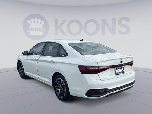 Pure White 2025 Volkswagen Jetta 1.5T Sport