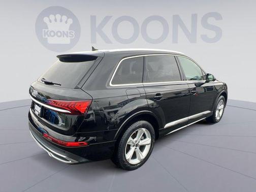 2022 Audi Q7 45 Premium