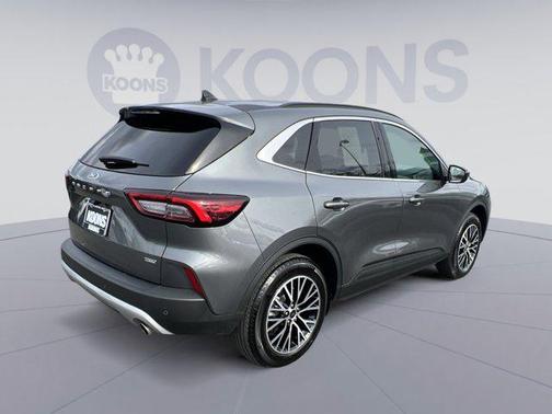 2025 Ford Escape PHEV Base