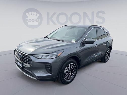 2025 Ford Escape PHEV Base