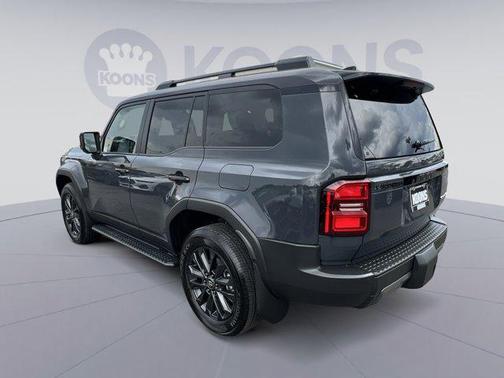 2025 Toyota Land Cruiser Base