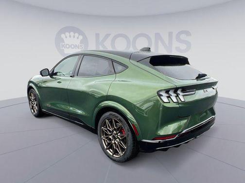 2025 Ford Mustang Mach-E GT