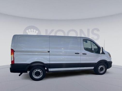 2025 Ford Transit-150 Base