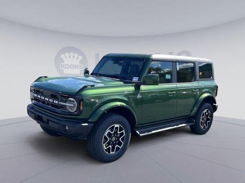2025 Ford Bronco Outer Banks