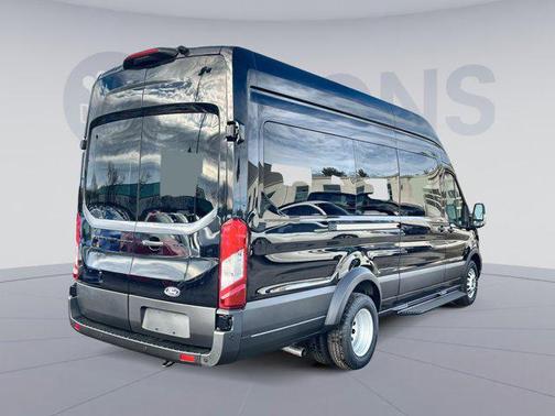 2026 Ford Transit-350 XLT