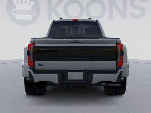 2025 Ford F-450 Platinum