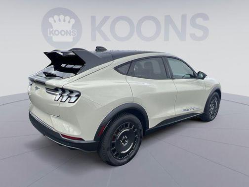 2025 Ford Mustang Mach-E GT