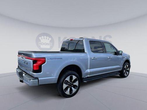 2022 Ford F-150 Lightning Platinum