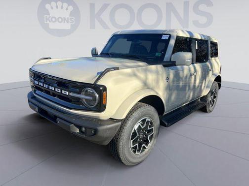 2025 Ford Bronco Outer Banks