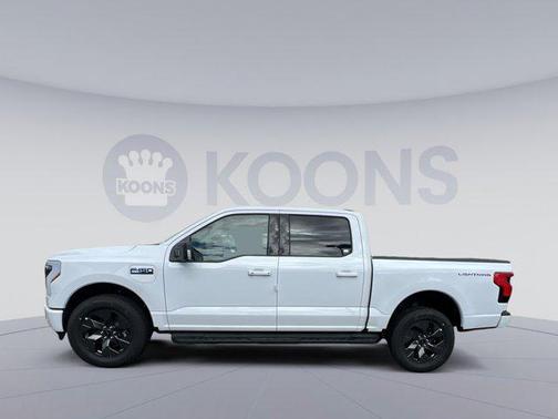2025 Ford F-150 Lightning Flash