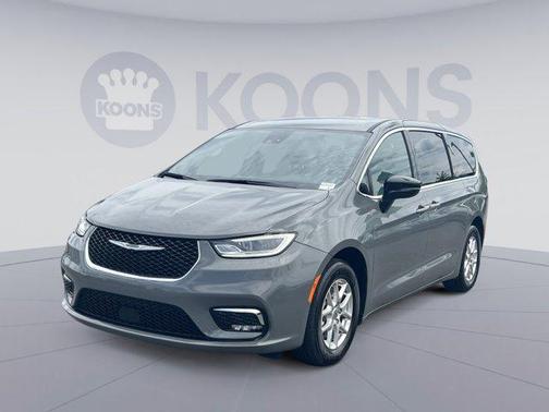Ceramic Gray Clearcoat 2025 Chrysler Pacifica L