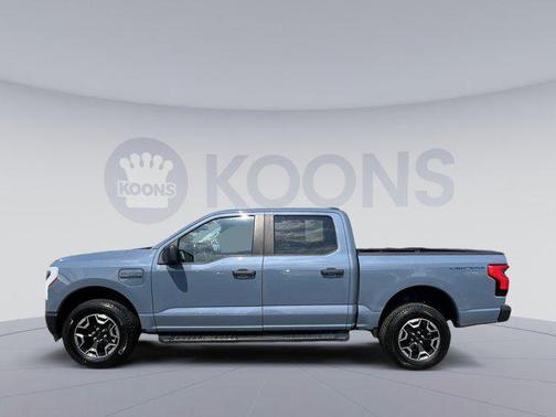 2023 Ford F-150 Lightning Pro