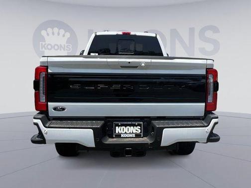 2025 Ford F-350 Platinum