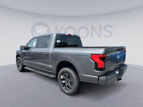 2025 Ford F-150 Lightning Flash