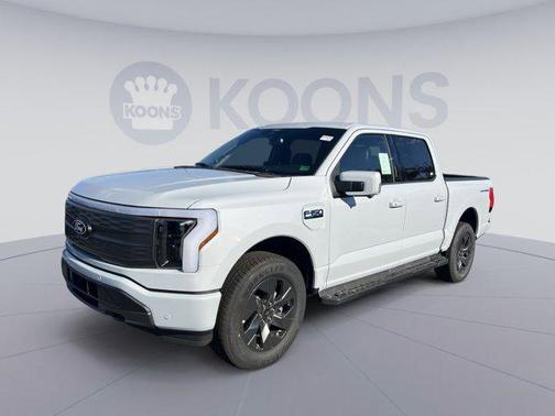 2025 Ford F-150 Lightning LARIAT