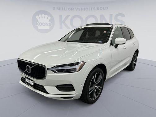Photo 4 of 42 of 2019 Volvo XC60 T5 Momentum
