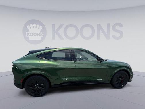 2025 Ford Mustang Mach-E GT