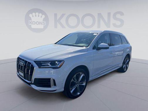 2022 Audi Q7 55 Premium Plus