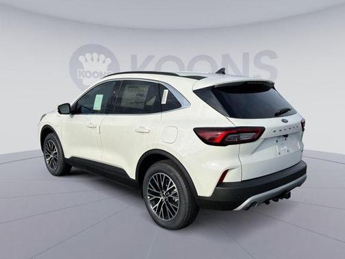 2025 Ford Escape SE