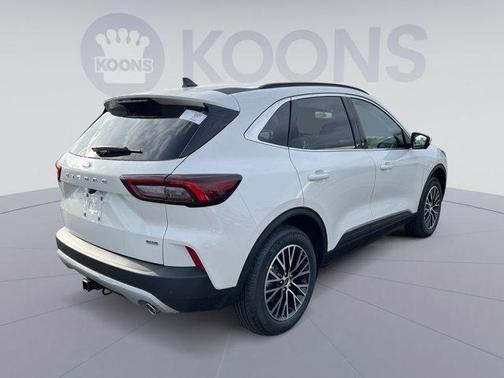 2025 Ford Escape SE