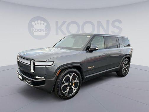 2023 Rivian R1S Adventure