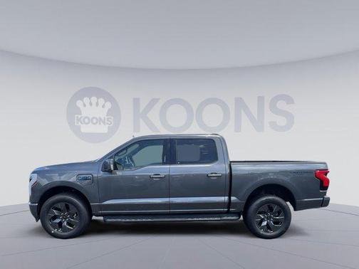 2025 Ford F-150 Lightning LARIAT