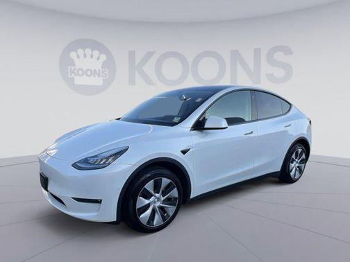2022 Tesla Model Y Long Range Dual Motor All-Wheel Drive