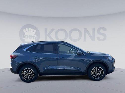 2025 Ford Escape PHEV SE