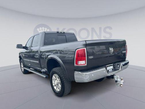 Granite Crystal Metallic Clearcoat 2018 RAM 2500 Laramie Crew Cab 4x4 6'4' Box