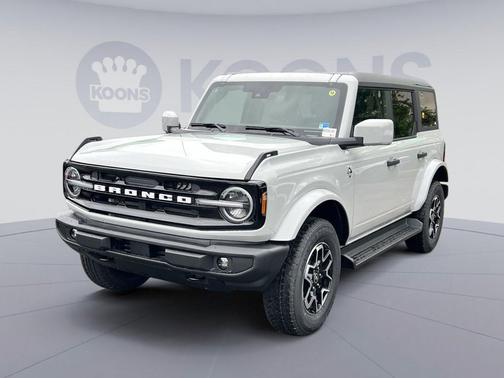 AVALANCHE GRAY 2026 Ford Bronco Outer Banks