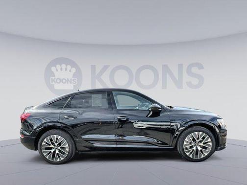 2024 Audi Q8 e-tron Premium Plus