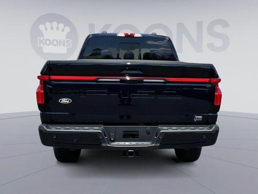 2025 Ford F-150 Lightning LARIAT