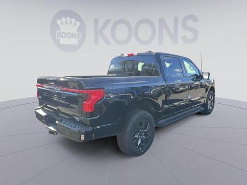 2025 Ford F-150 Lightning LARIAT