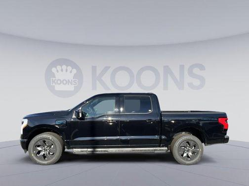 2025 Ford F-150 Lightning LARIAT