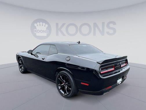 2018 Dodge Challenger SXT