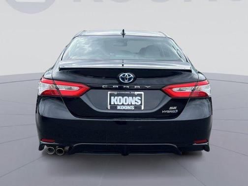 2020 Toyota Camry SE