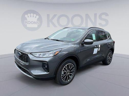 2025 Ford Escape SE