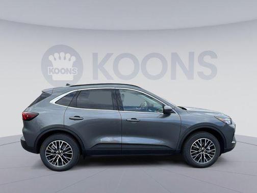 2025 Ford Escape SE