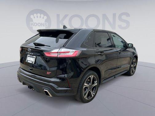 2024 Ford Edge ST